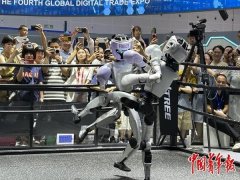 们领会国际市场的风险和机缘 